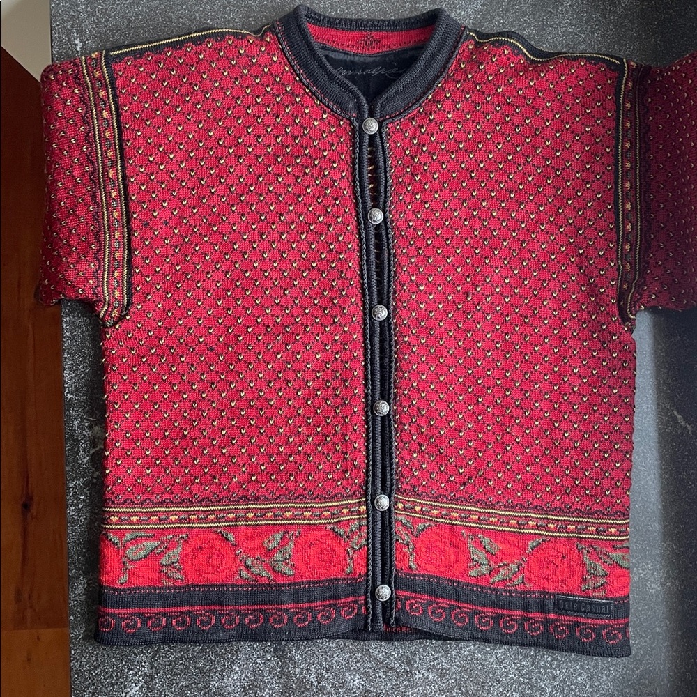 Dale of Norway Vintage Cardigan Sweater Women’s Large (L) Red Black Floral - Picture 2 of 15